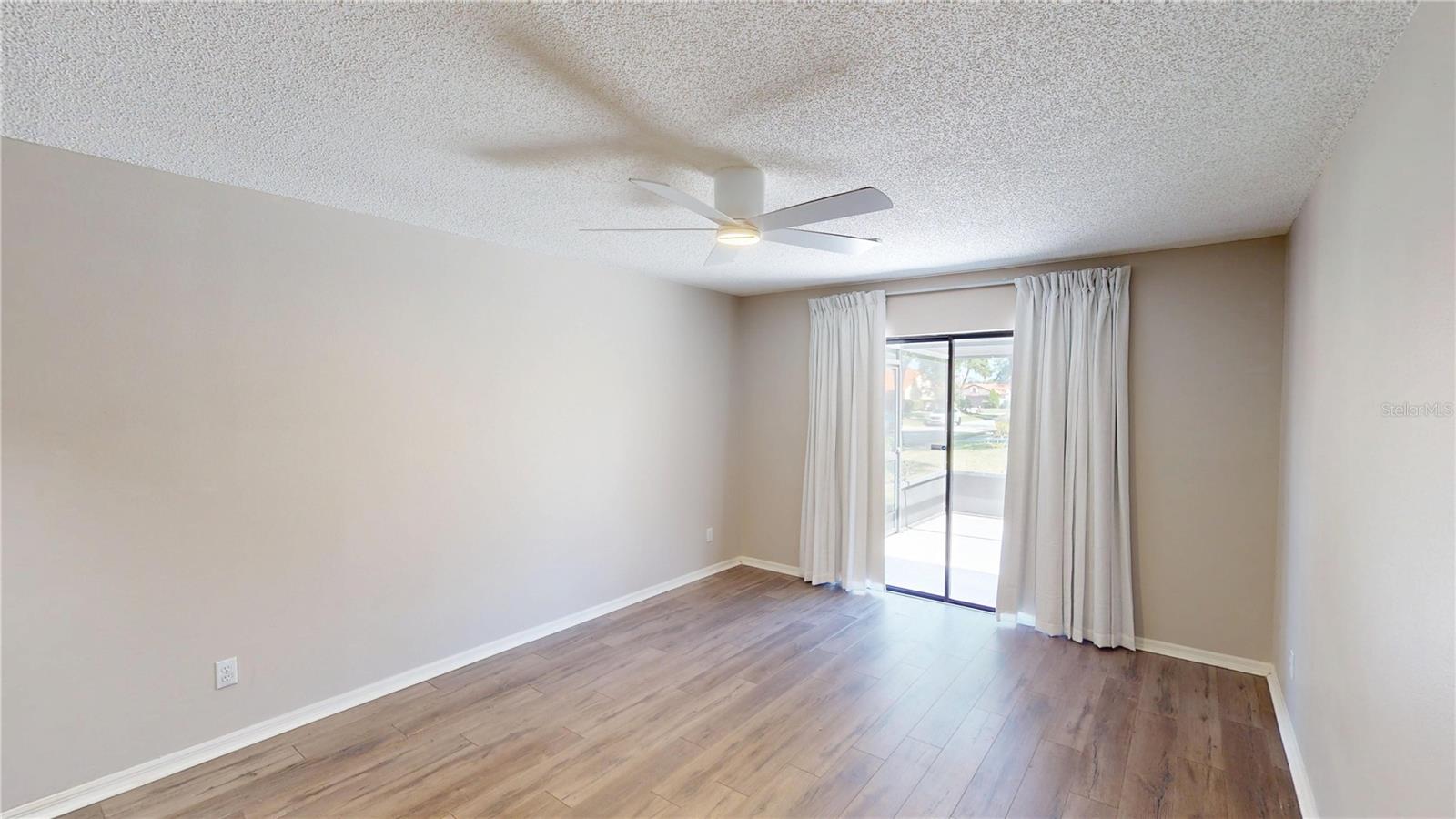 GRANADA VILLAS PH 01 - Residential