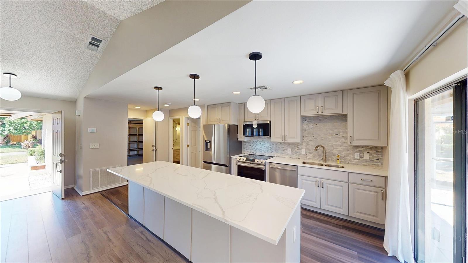 GRANADA VILLAS PH 01 - Residential