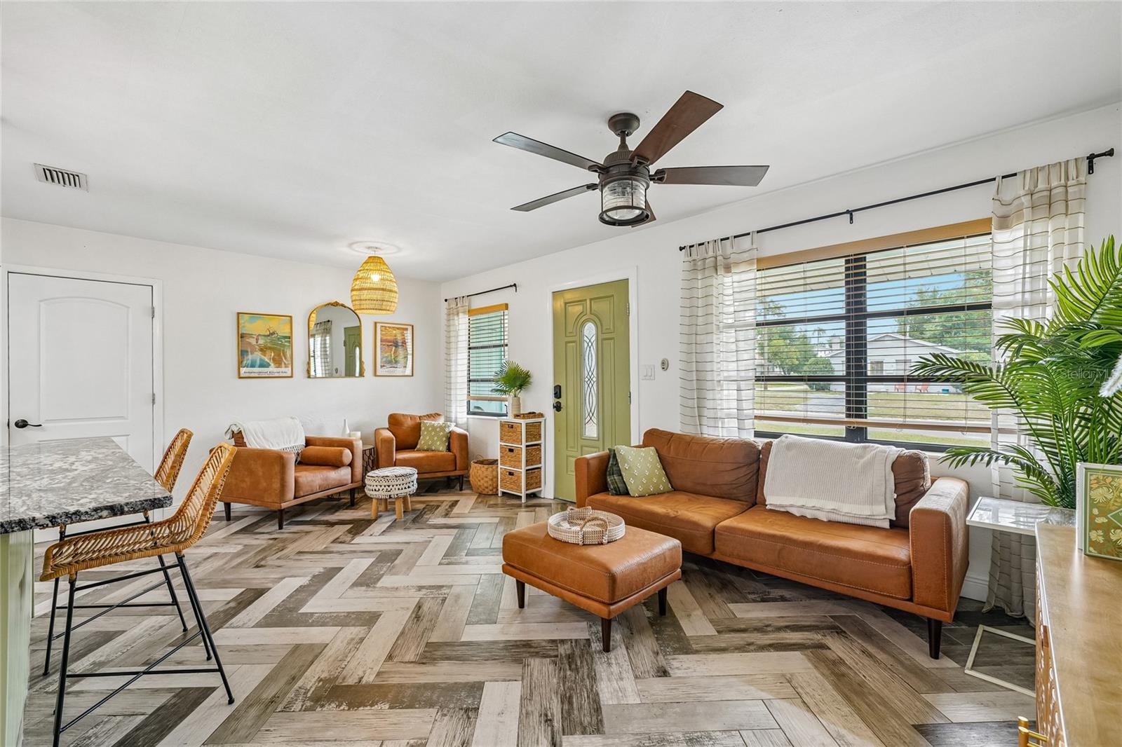 PINE RIDGE - Residential