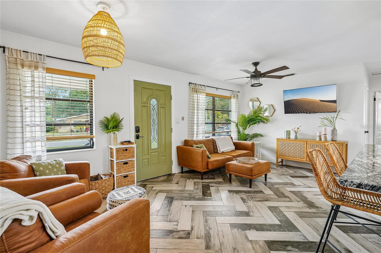 PINE RIDGE - Residential