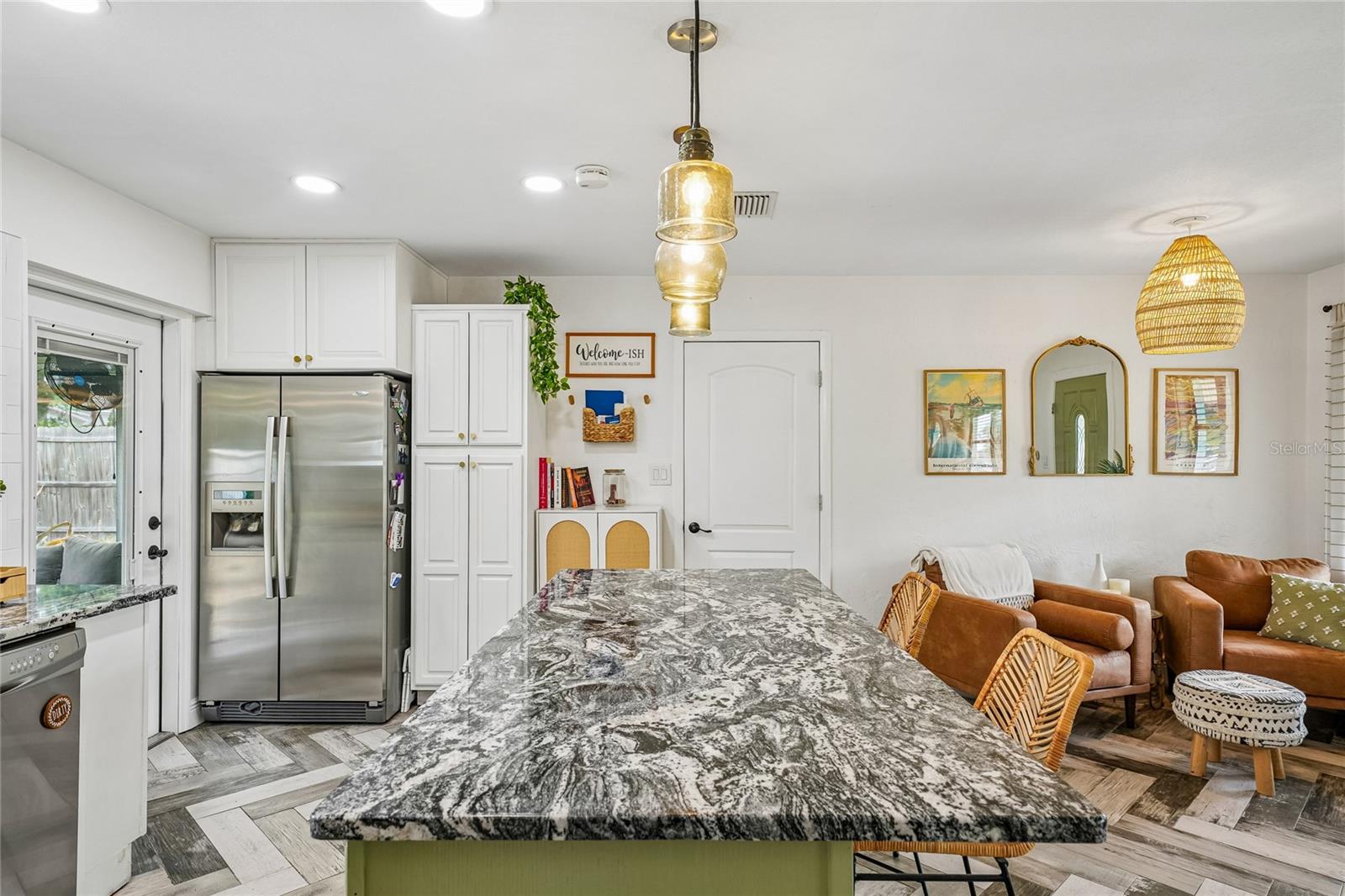PINE RIDGE - Residential