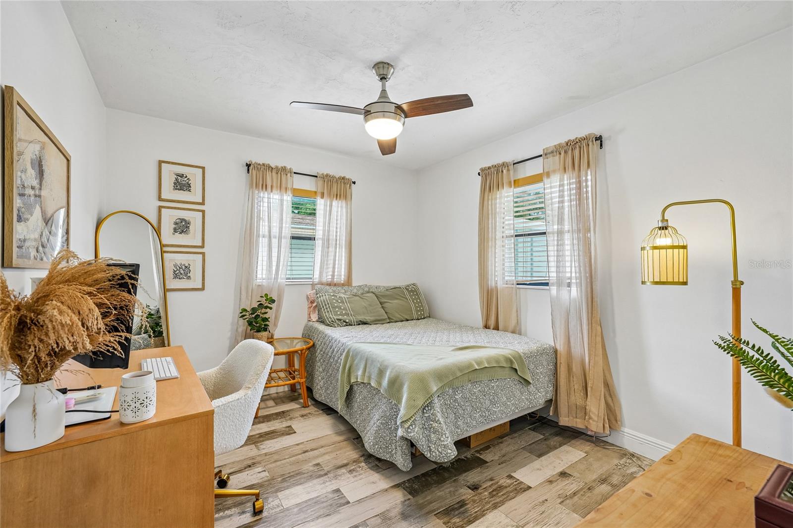 PINE RIDGE - Residential