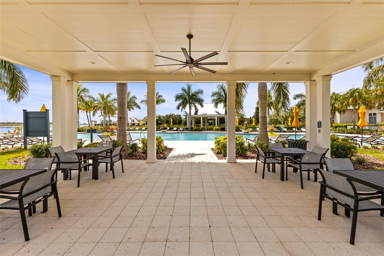 LAKEHOUSE COVE AT WATERSIDE - Residential