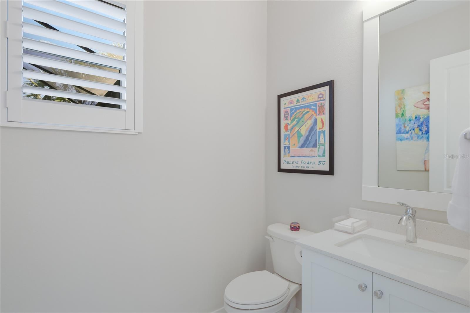 LAKEHOUSE COVE AT WATERSIDE - Residential