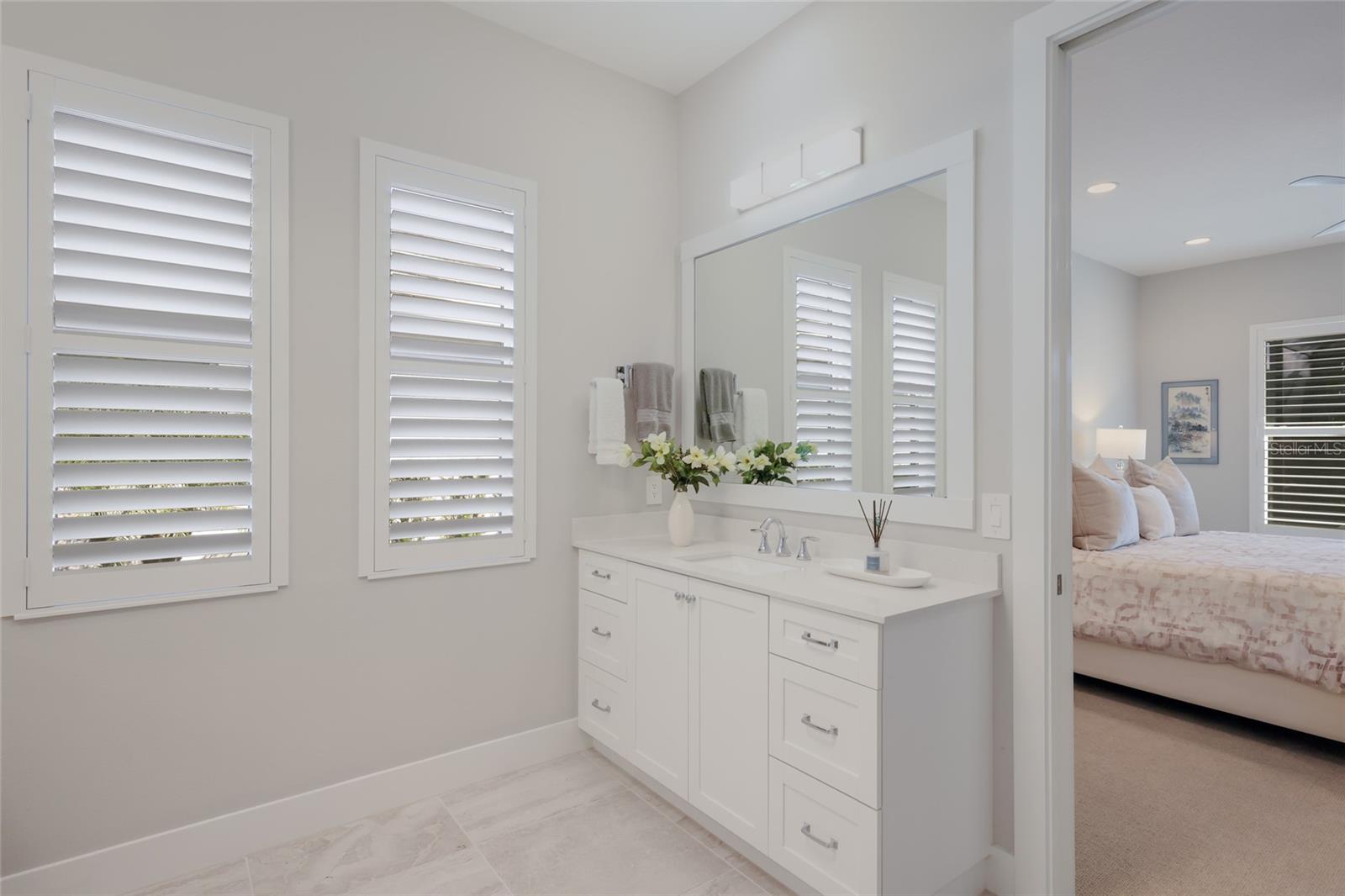 LAKEHOUSE COVE AT WATERSIDE - Residential