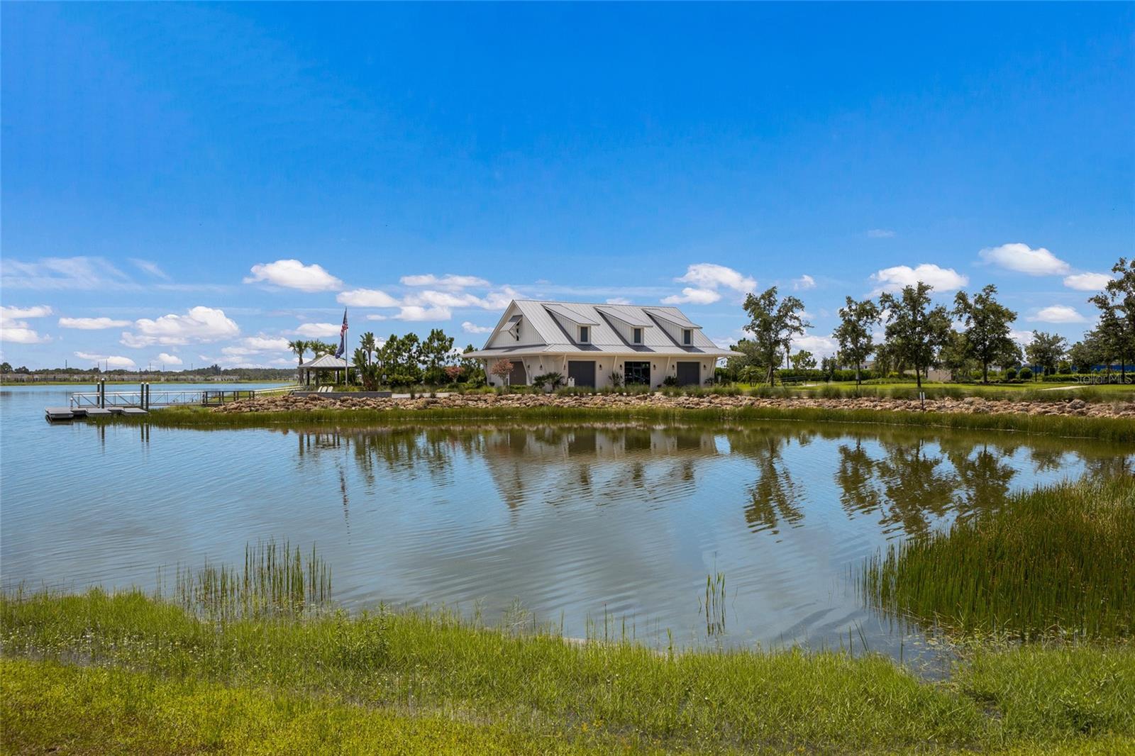 LAKEHOUSE COVE AT WATERSIDE - Residential