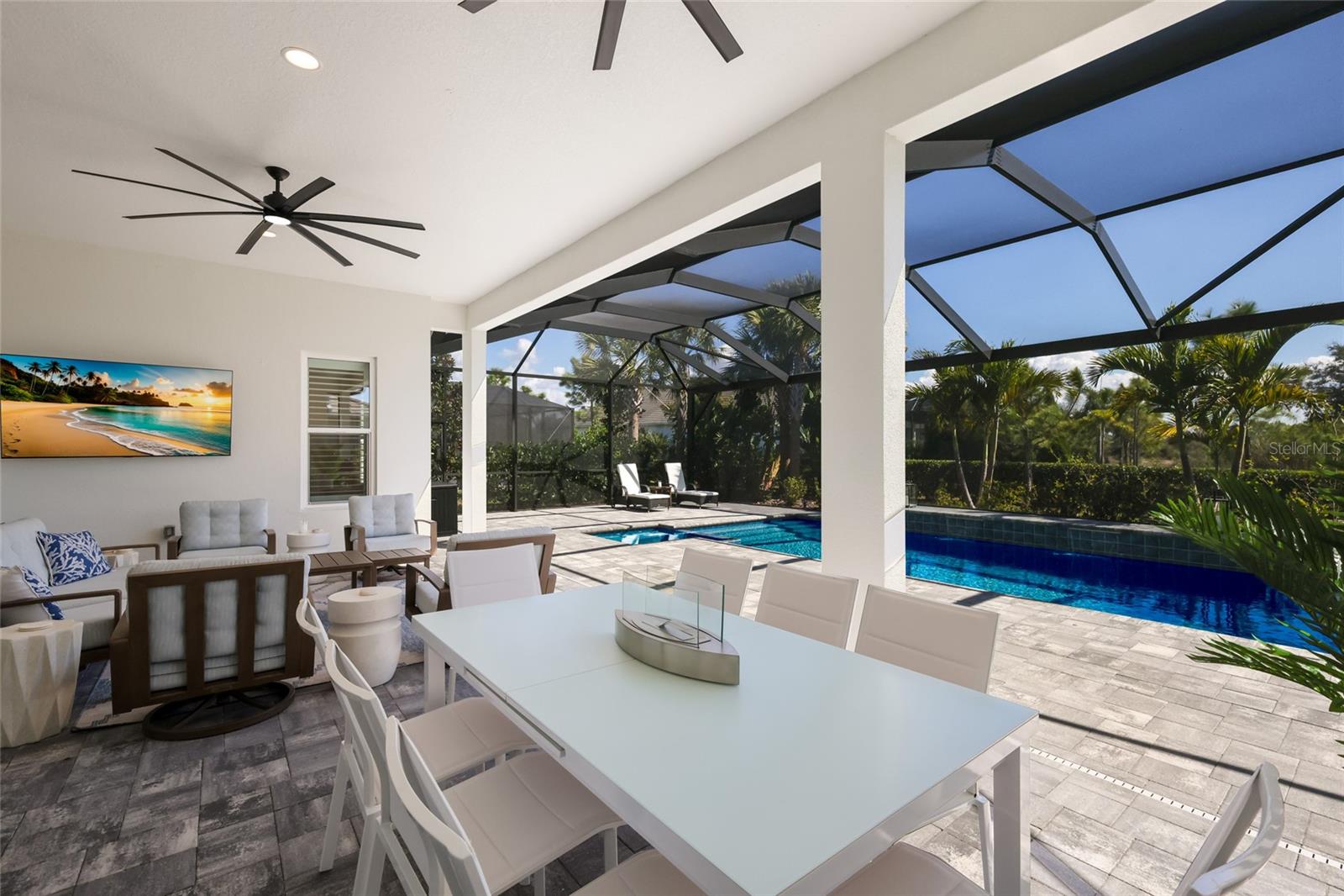 LAKEHOUSE COVE AT WATERSIDE - Residential