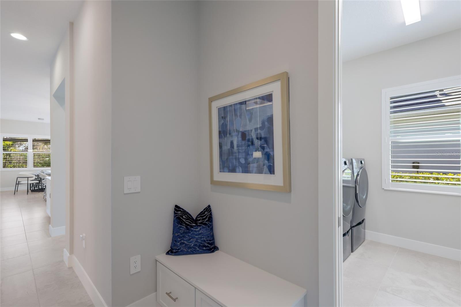 LAKEHOUSE COVE AT WATERSIDE - Residential