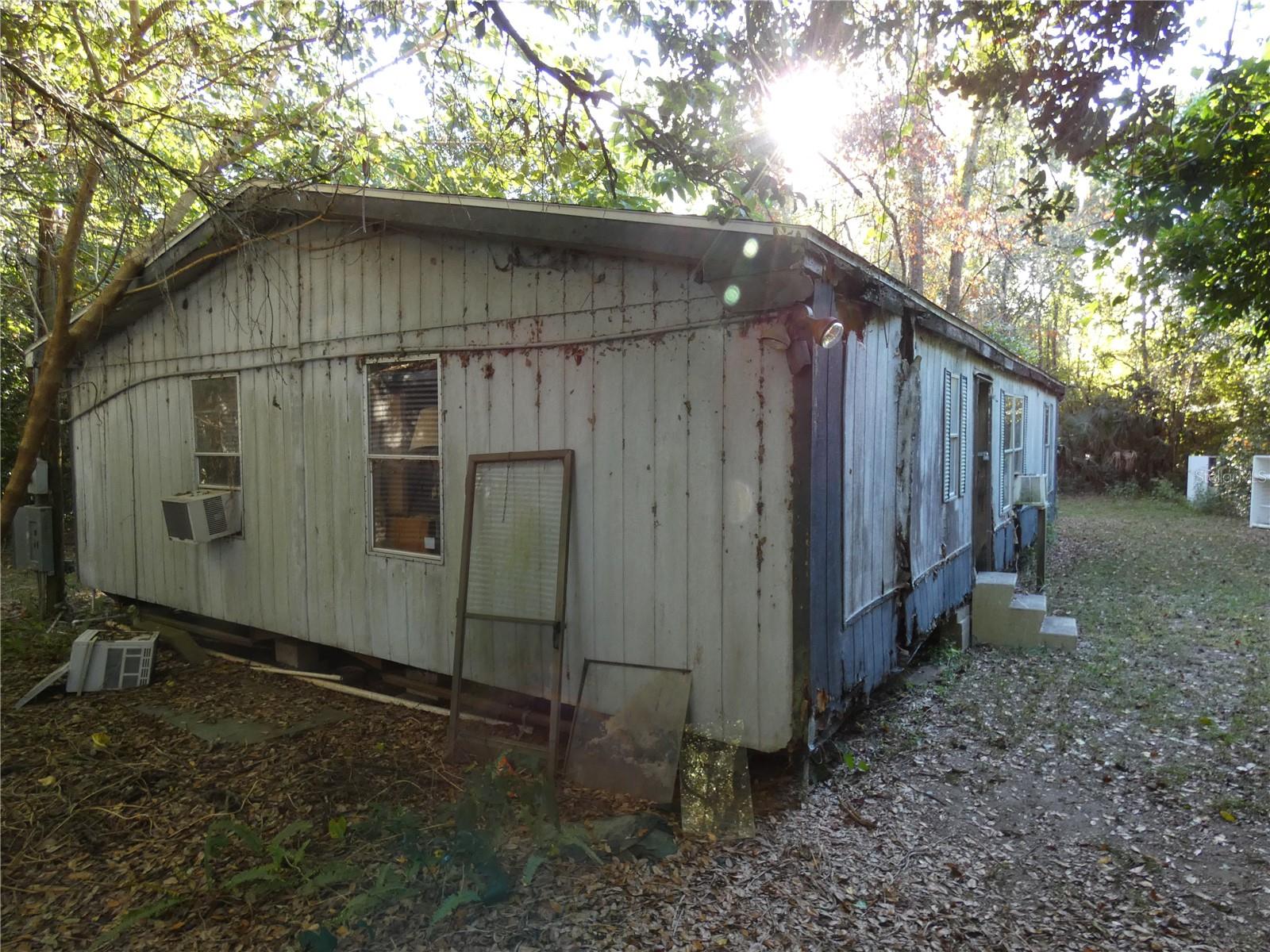 13701 NE 10TH COURT