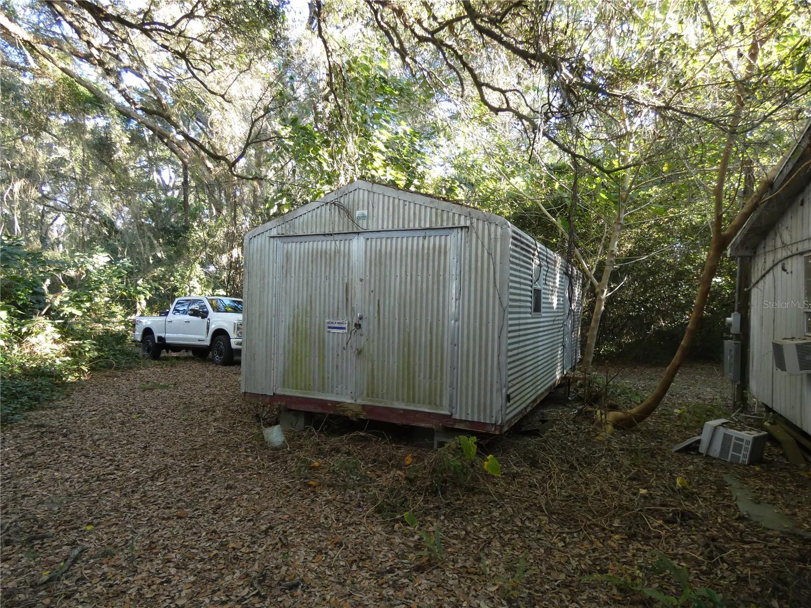 13701 NE 10TH COURT