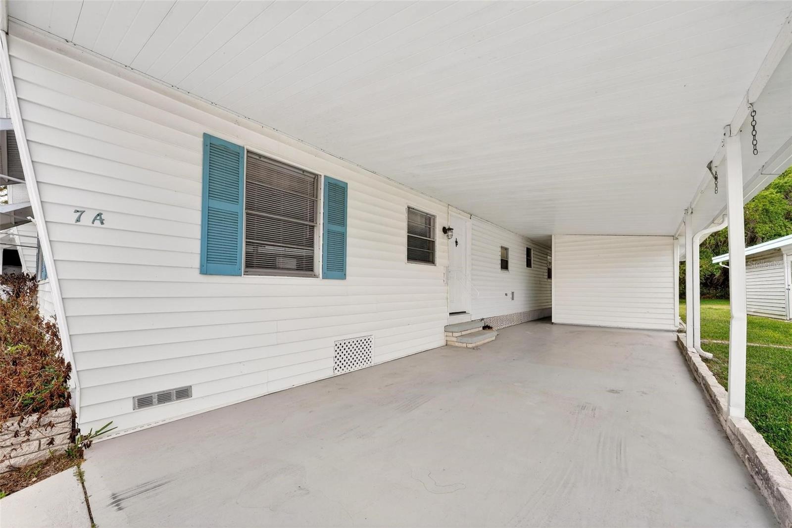 EUSTIS COUNTRY CLUB MANOR MHP UNIT 02A - Residential