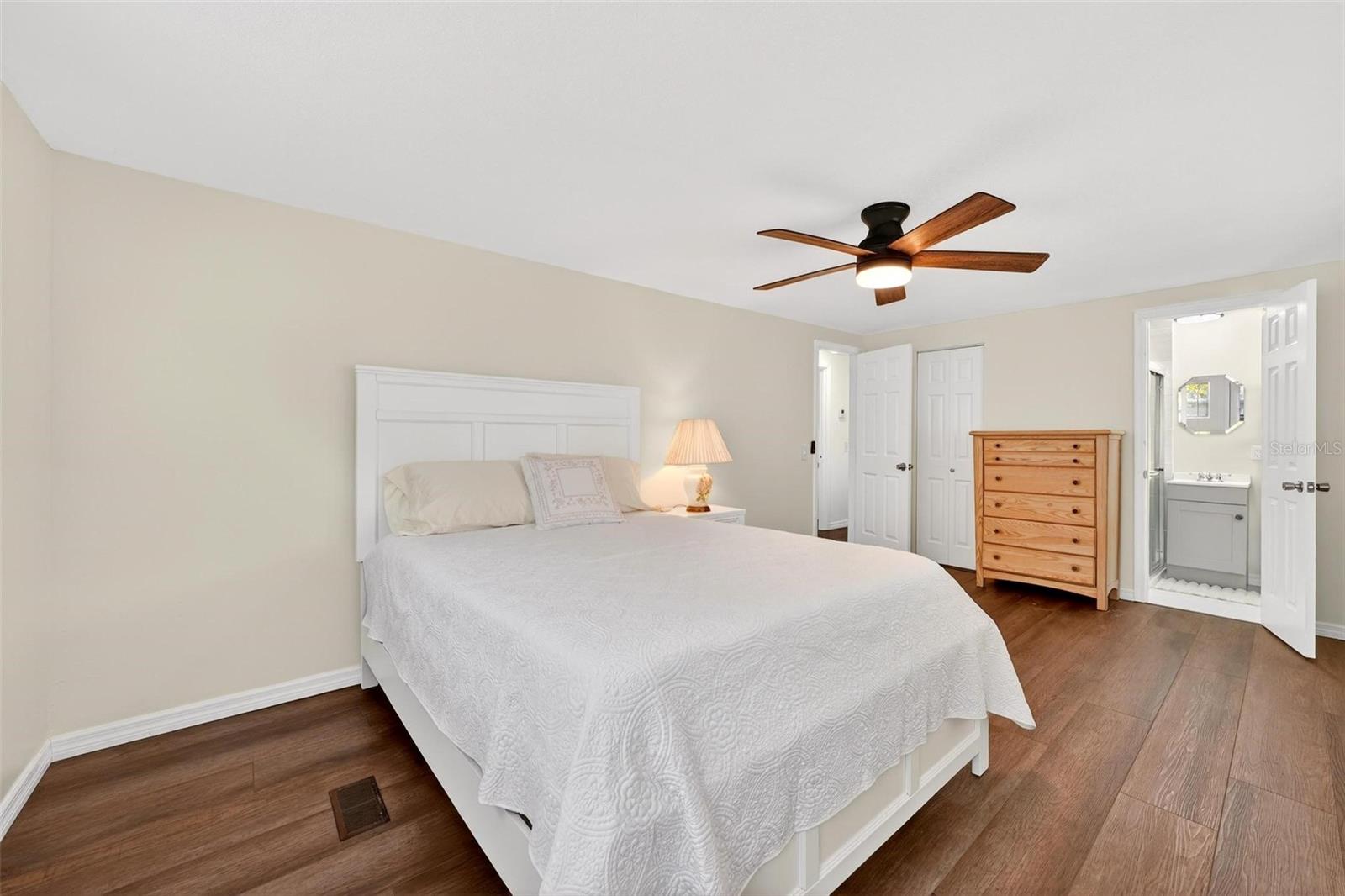 EUSTIS COUNTRY CLUB MANOR MHP UNIT 02A - Residential