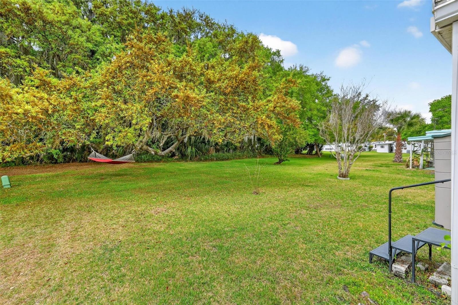 EUSTIS COUNTRY CLUB MANOR MHP UNIT 02A - Residential