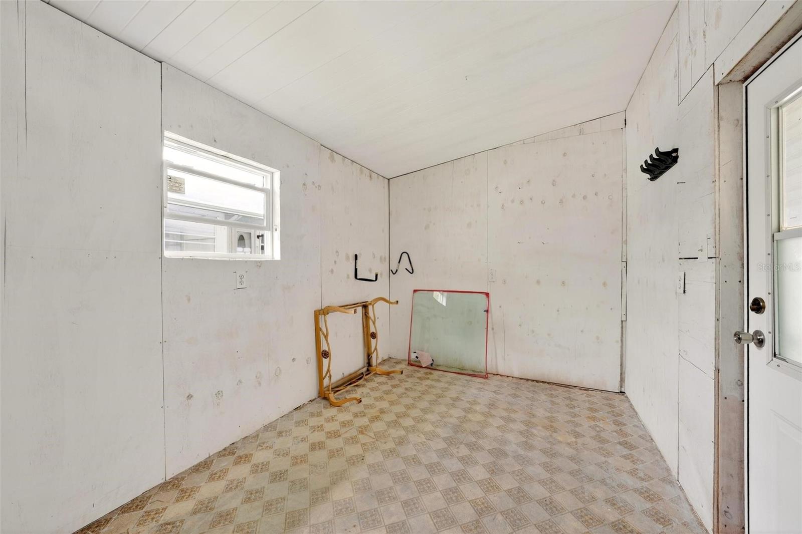 EUSTIS COUNTRY CLUB MANOR MHP UNIT 02A - Residential