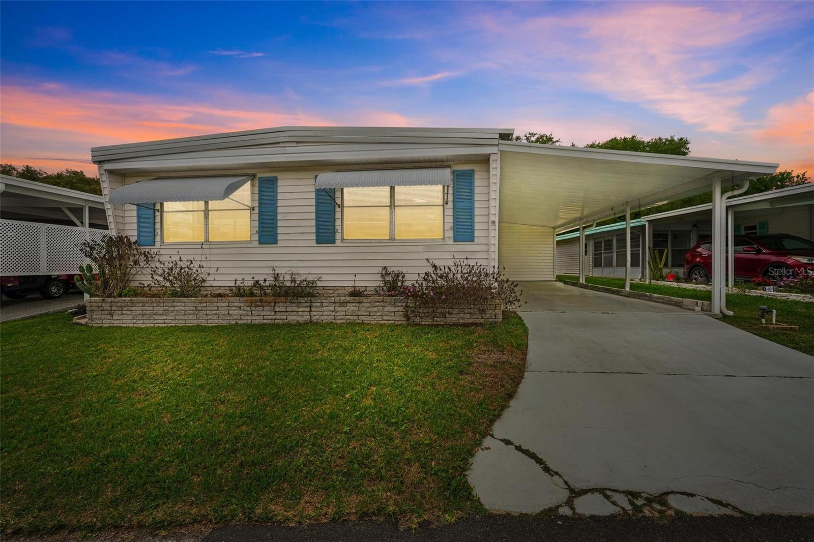 EUSTIS COUNTRY CLUB MANOR MHP UNIT 02A - Residential