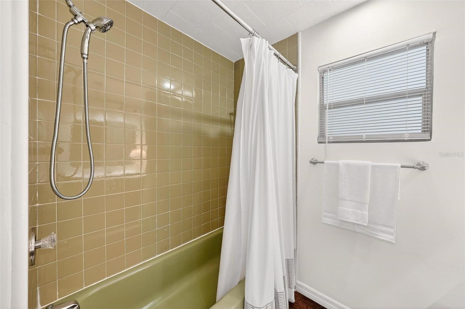 EUSTIS COUNTRY CLUB MANOR MHP UNIT 02A - Residential