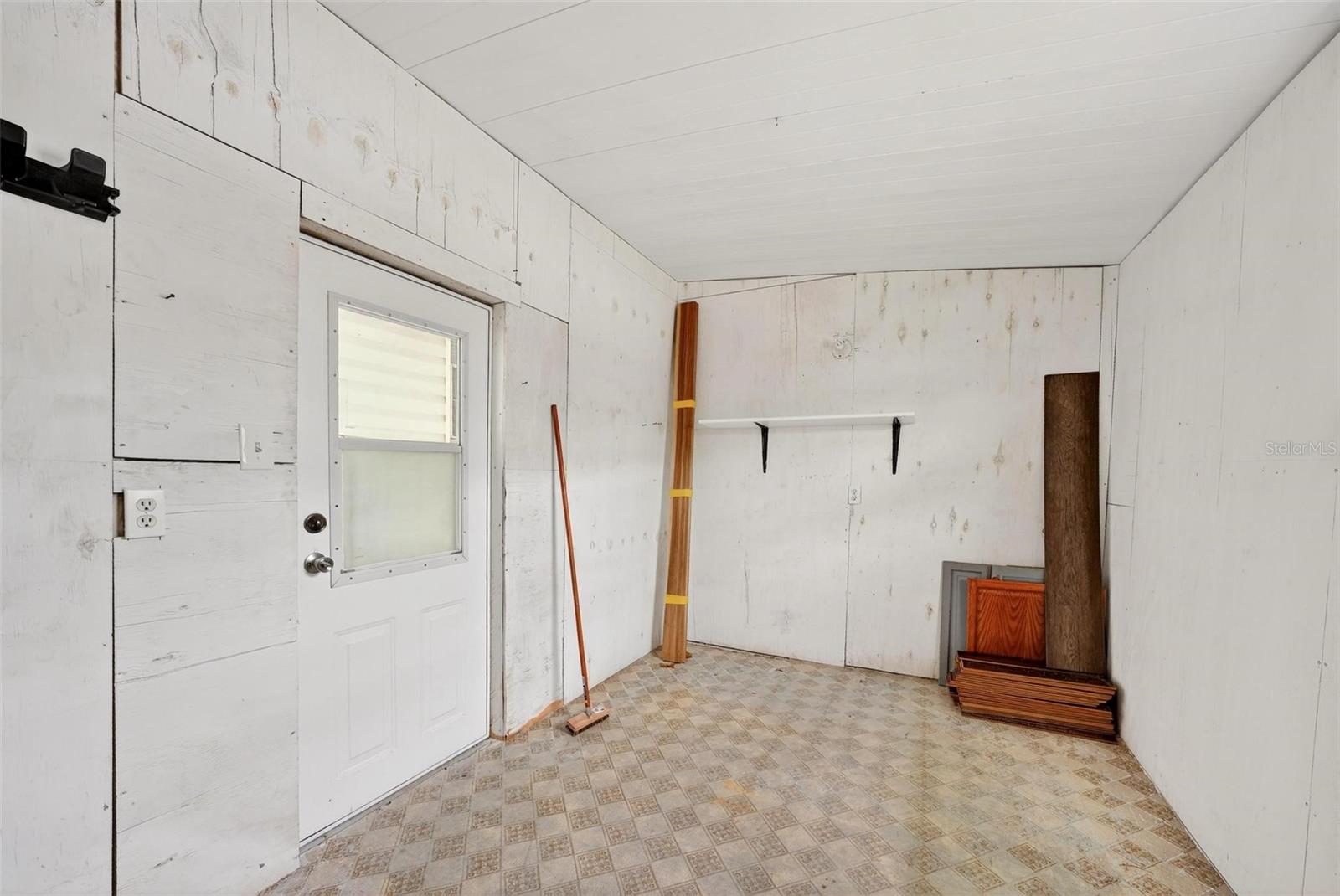 EUSTIS COUNTRY CLUB MANOR MHP UNIT 02A - Residential