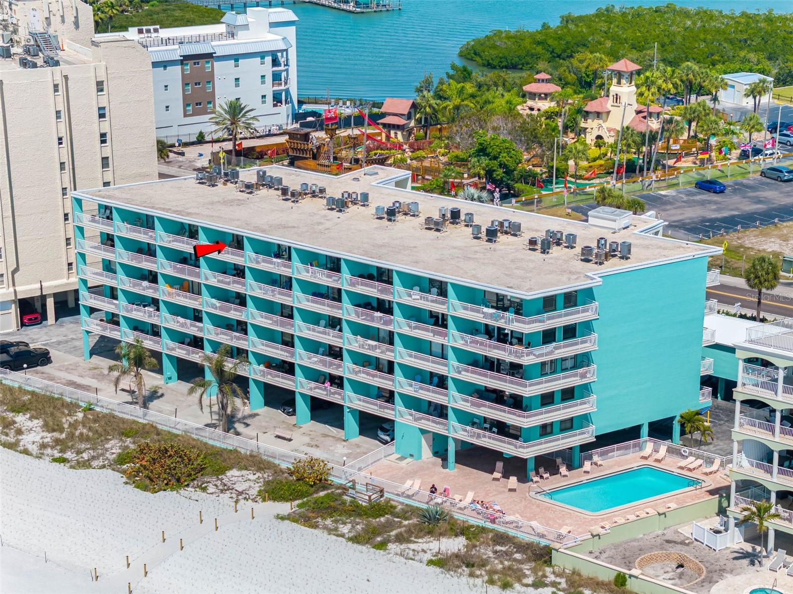 CHATEAUX CONDO - Residential