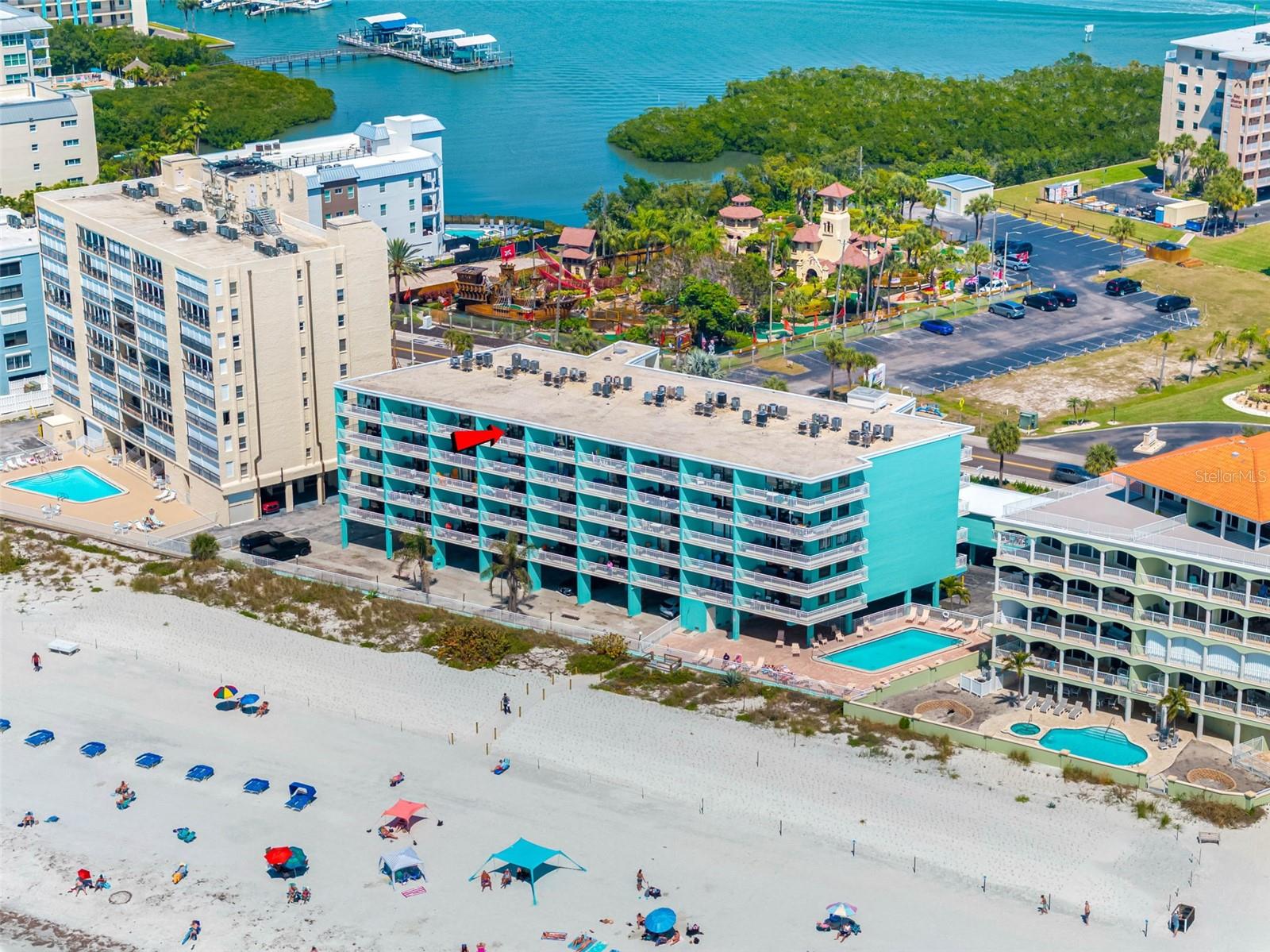 CHATEAUX CONDO - Residential