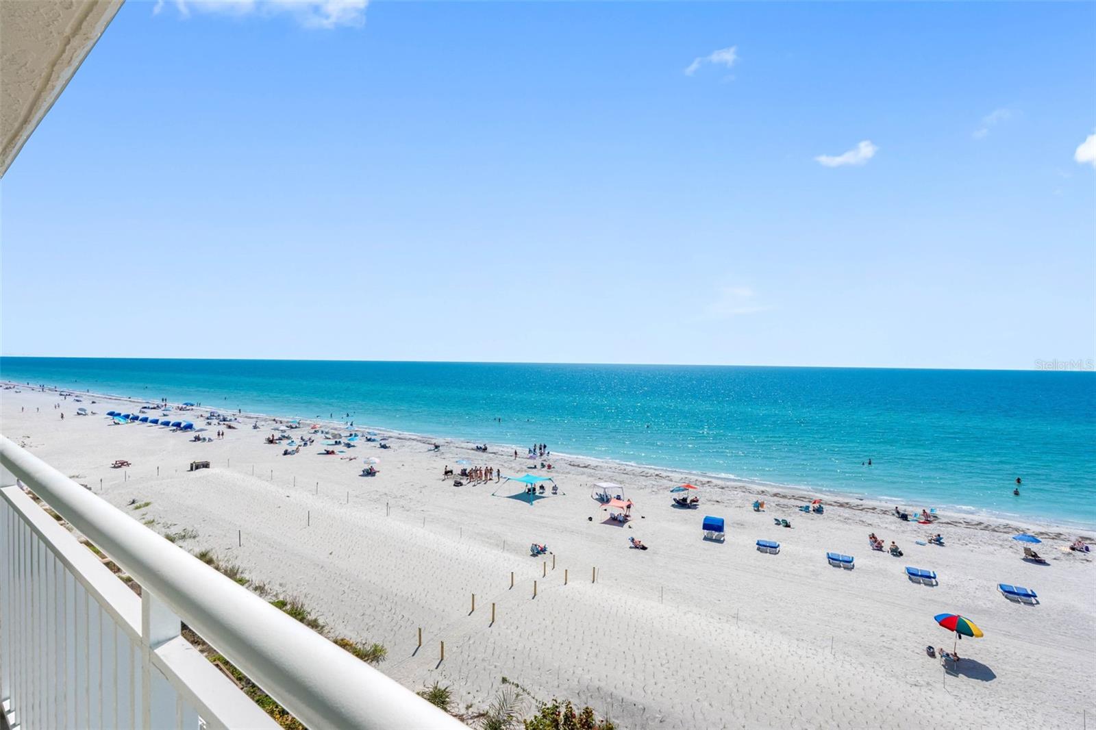 CHATEAUX CONDO - Residential