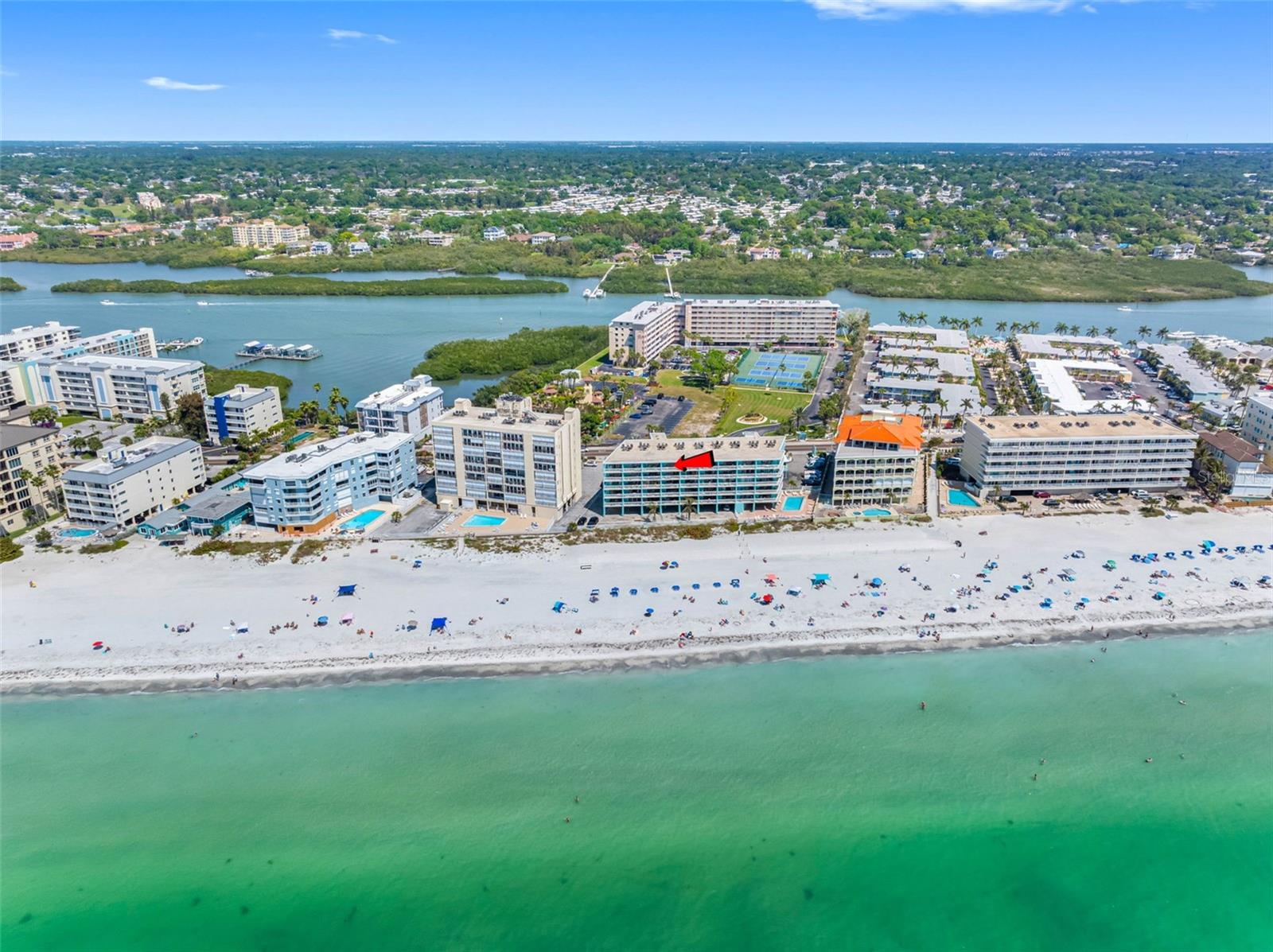 CHATEAUX CONDO - Residential