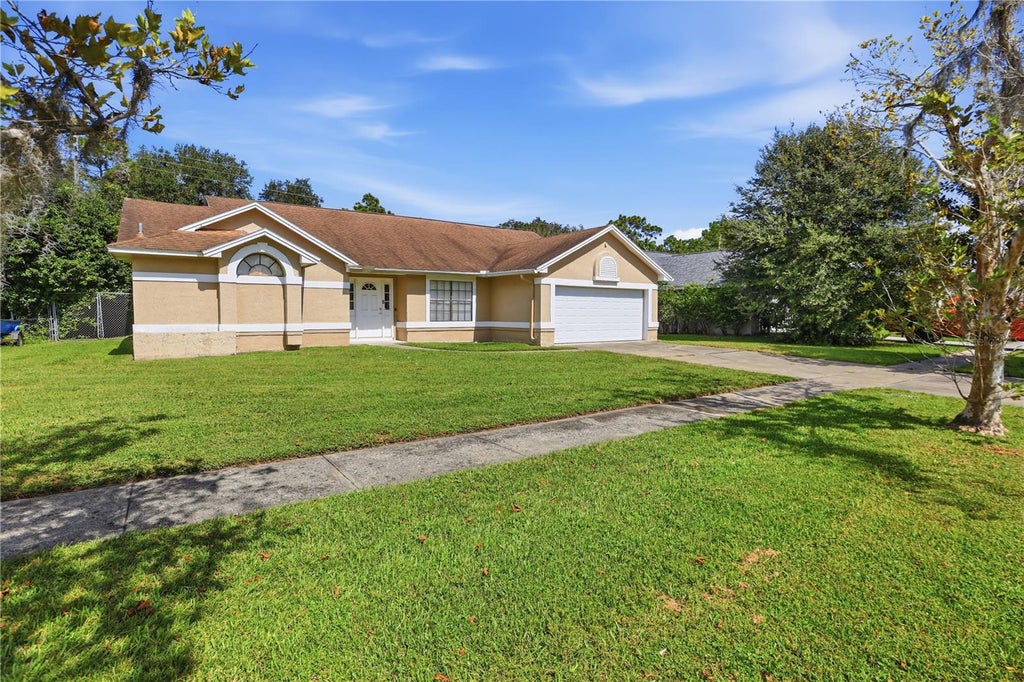 Photo of 20131 Macon Parkway, Orlando, FL 32833 (MLS # O6454180)