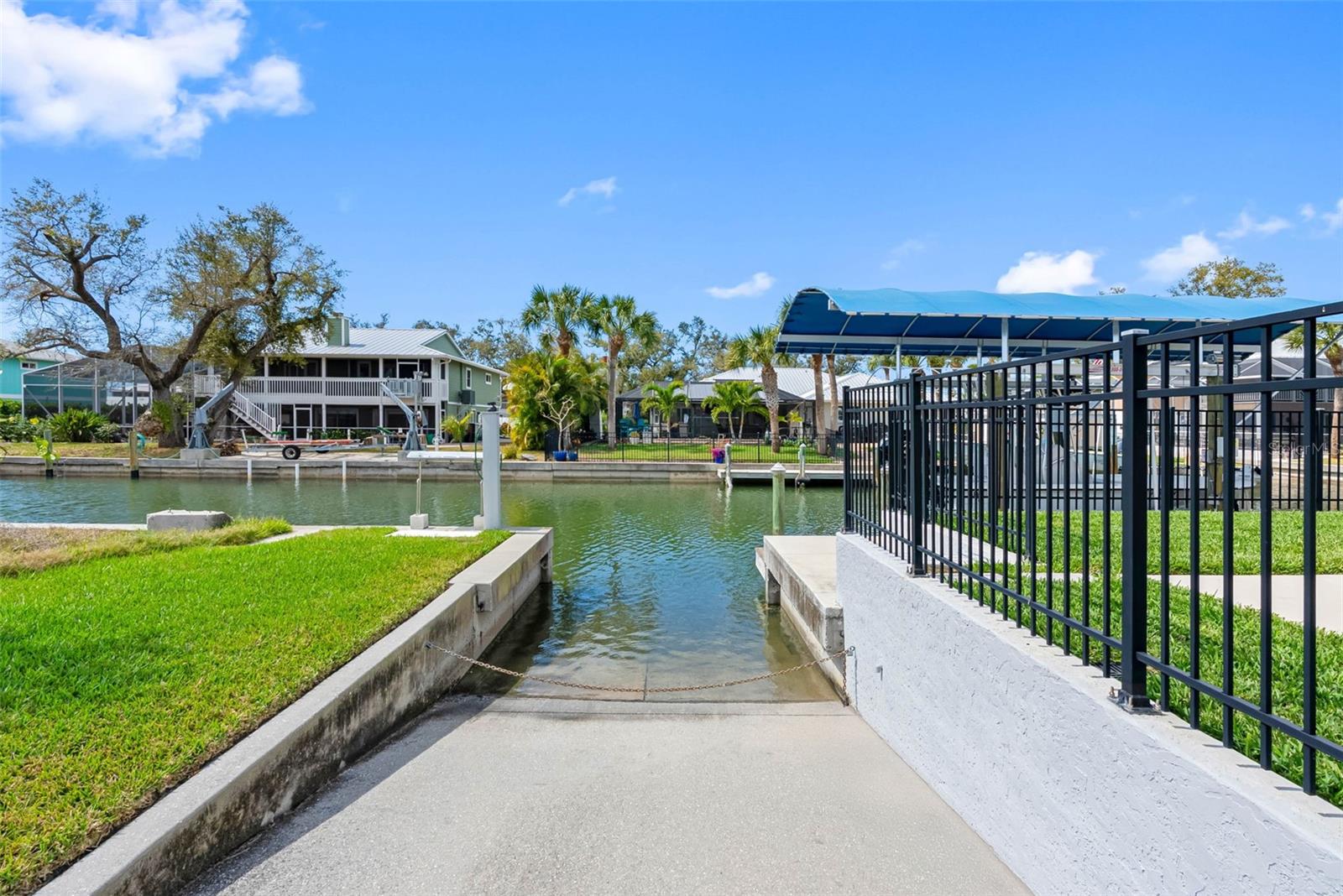 PINE COVE - Residential