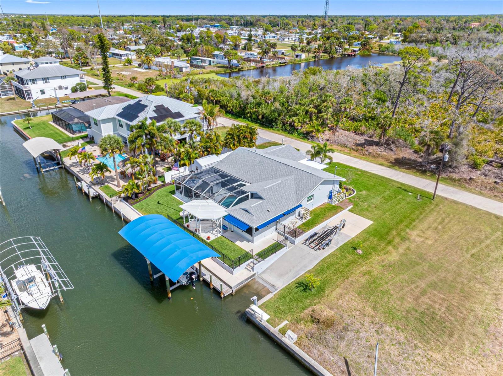 PINE COVE - Residential