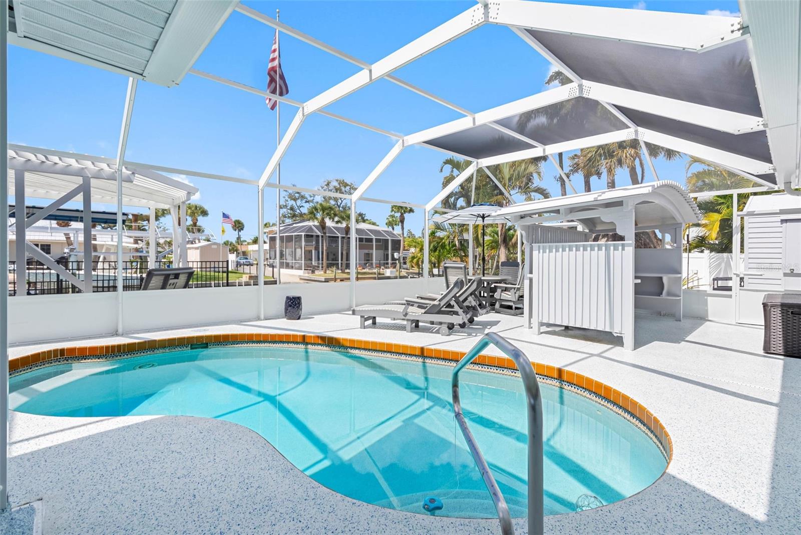 PINE COVE - Residential