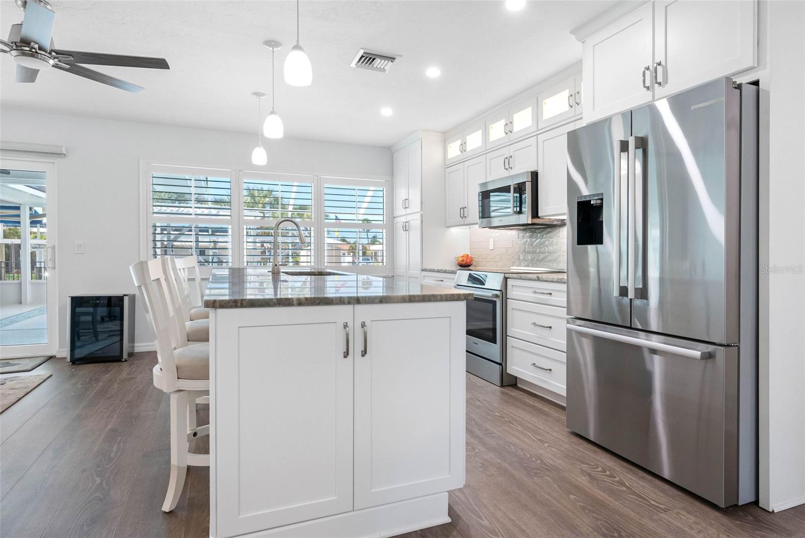 PINE COVE - Residential