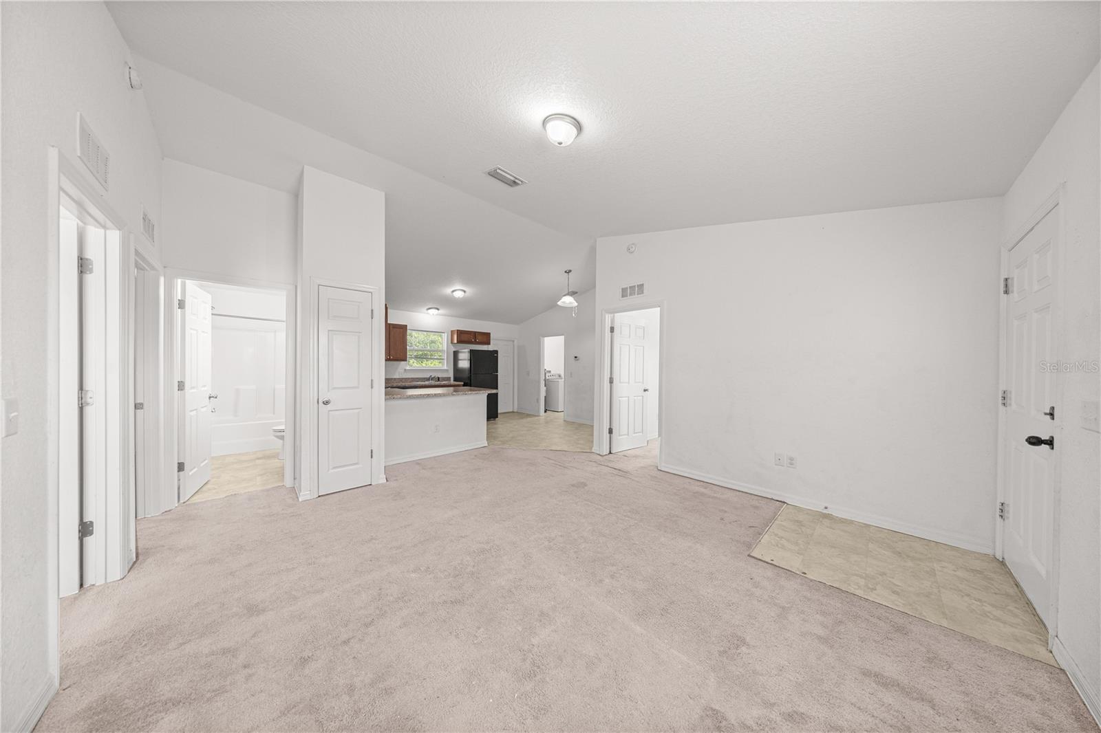 SILVER SPGS SHORES UN 13 - Residential