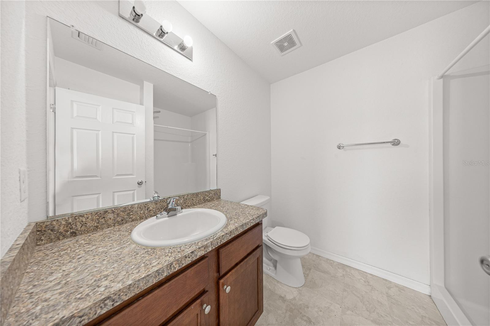 SILVER SPGS SHORES UN 13 - Residential