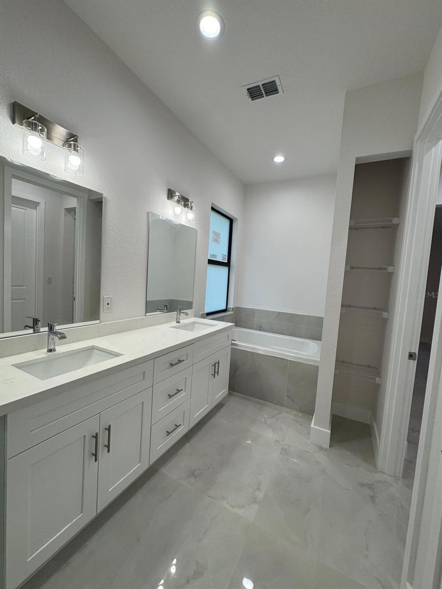 PORT CHARLOTTE SEC 41 - Residential Lease