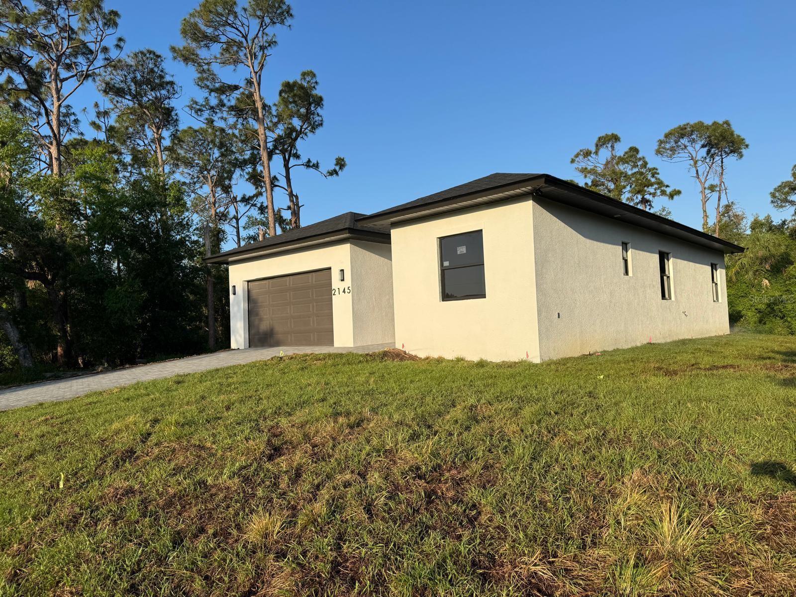 PORT CHARLOTTE SEC 41 - Residential Lease