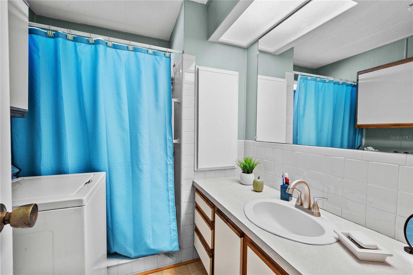 LAKE BETMAR ESTATES - Residential