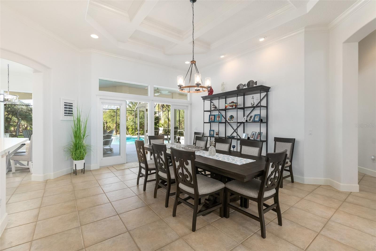 ISLAND ESTATES - Residential