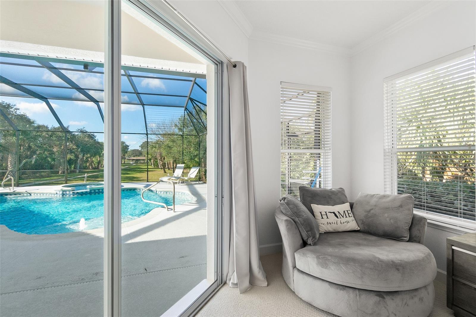 ISLAND ESTATES - Residential