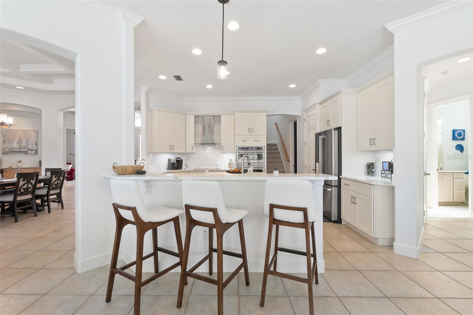 ISLAND ESTATES - Residential