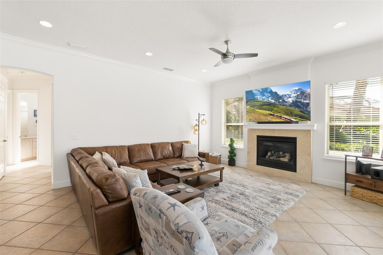 ISLAND ESTATES - Residential