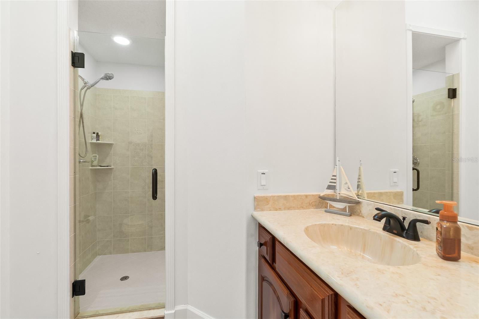 ISLAND ESTATES - Residential