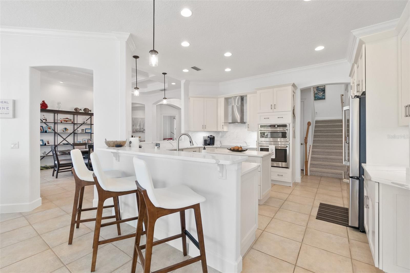 ISLAND ESTATES - Residential