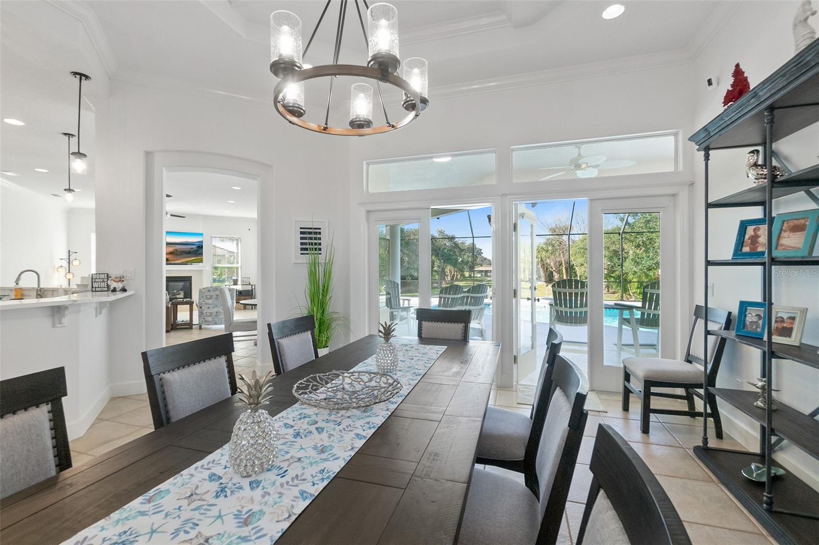 ISLAND ESTATES - Residential