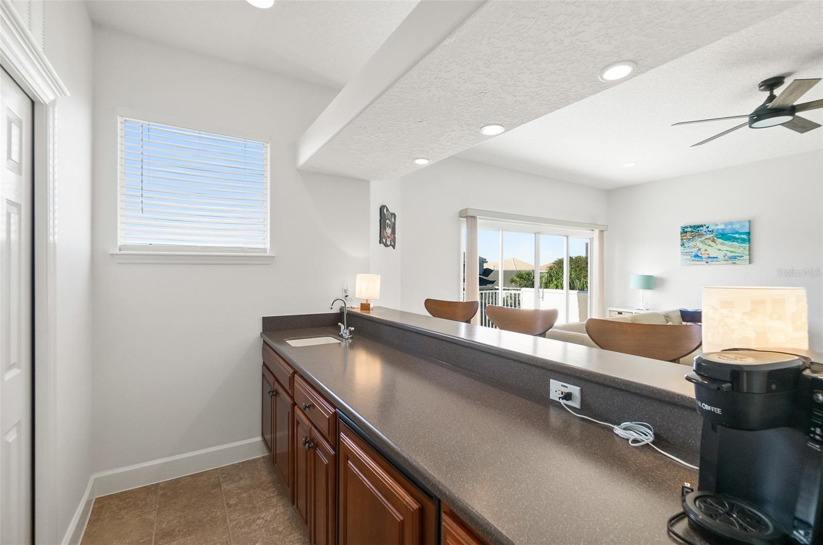 ISLAND ESTATES - Residential