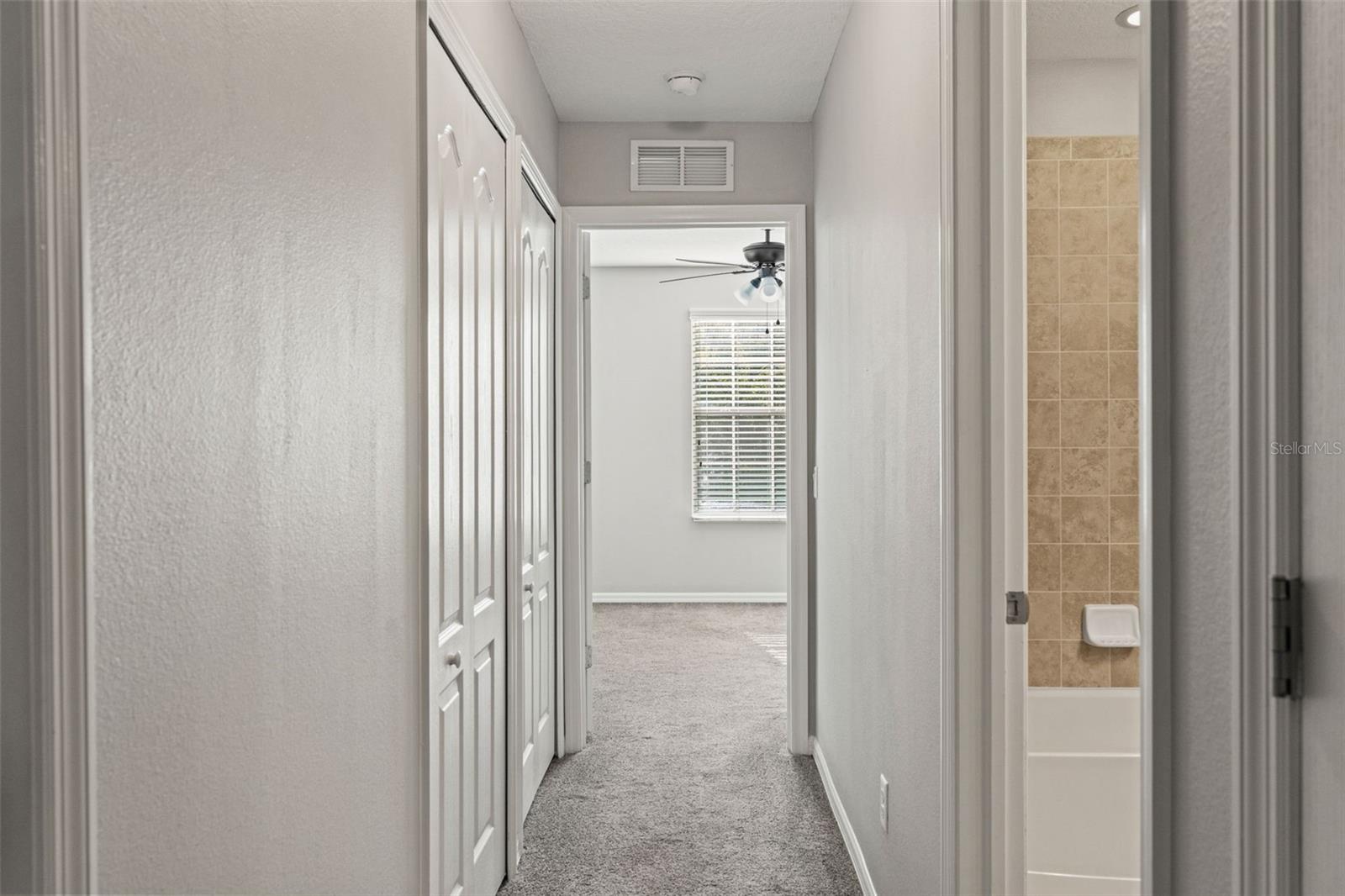 SOUTH HAMPTON - Residential