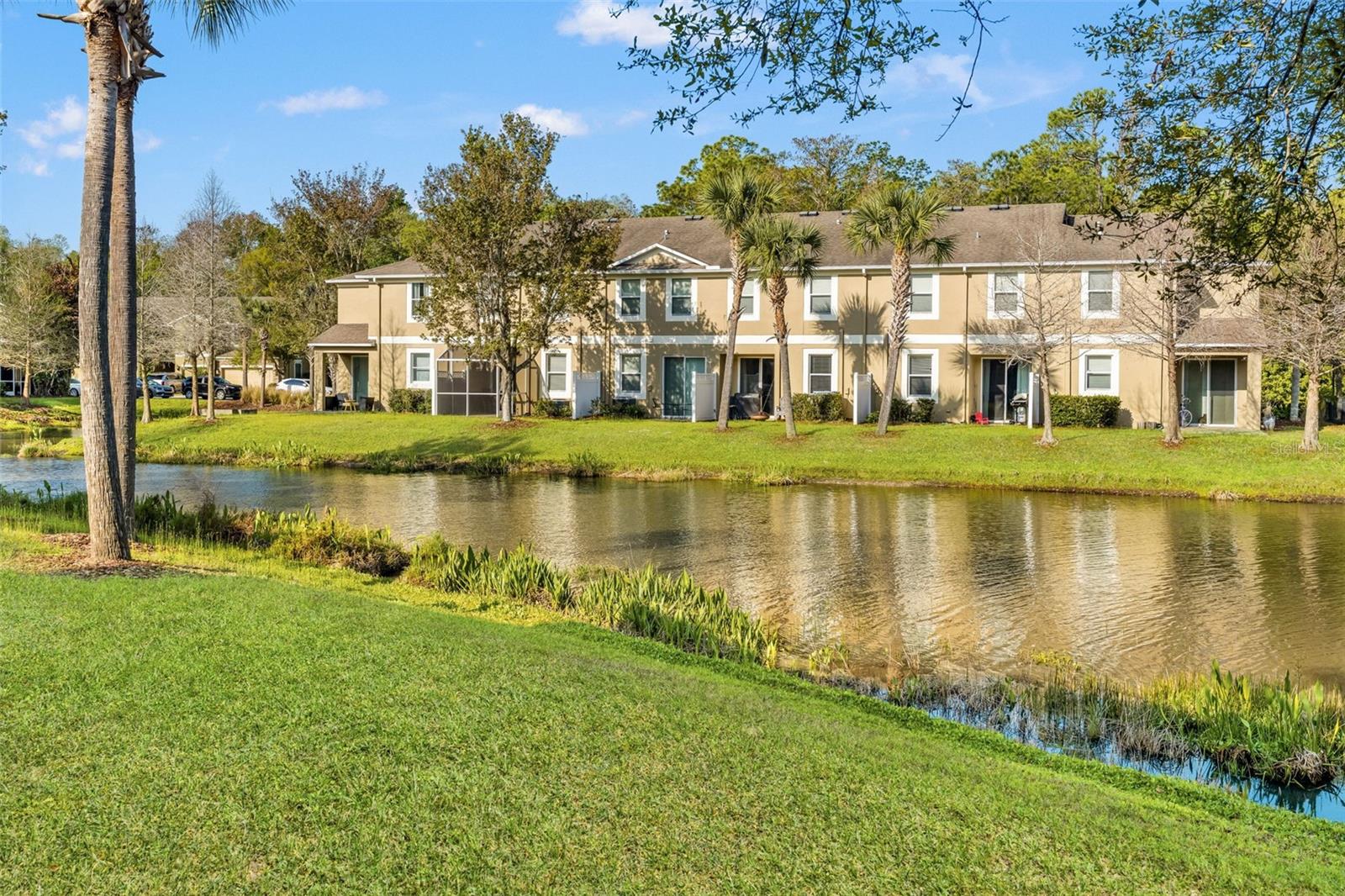 SOUTH HAMPTON - Residential