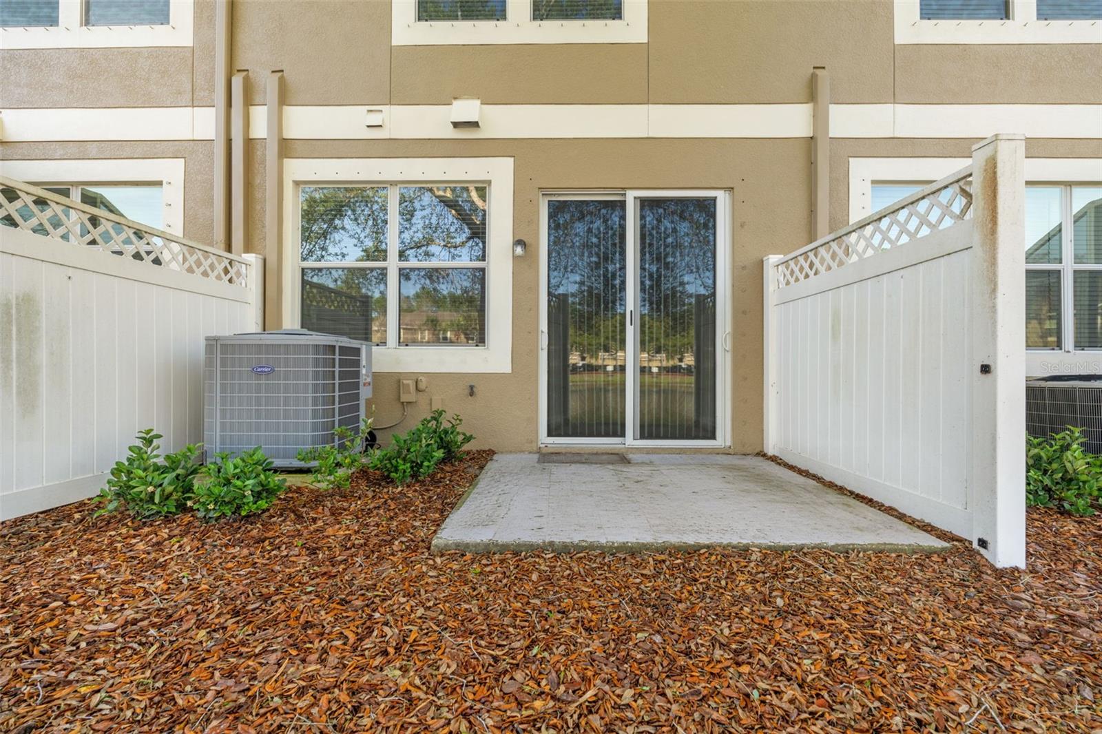 SOUTH HAMPTON - Residential