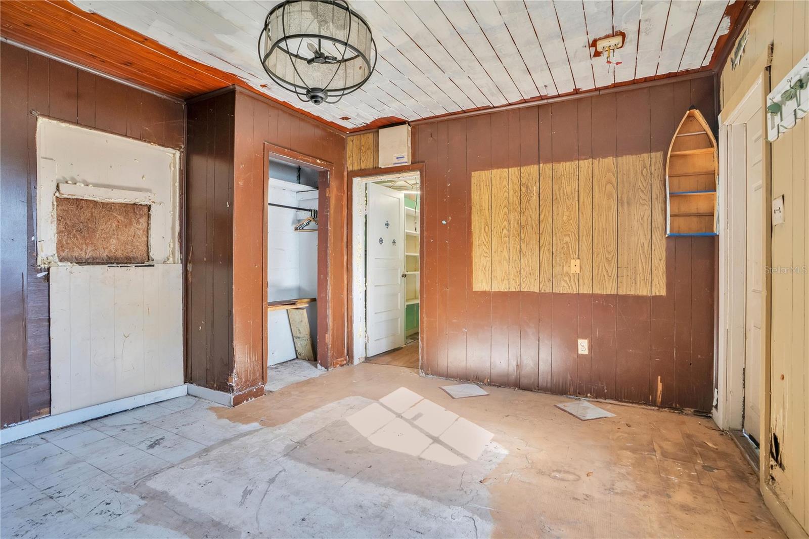 COUNTRY CLUB ESTATES RESUB PT - Residential