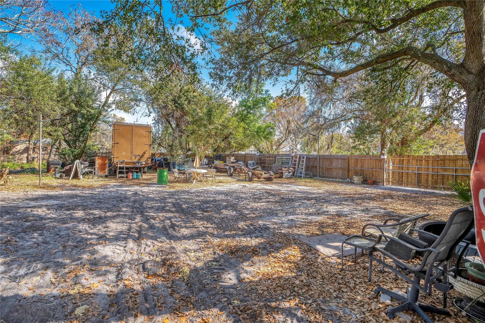 COUNTRY CLUB ESTATES RESUB PT - Residential