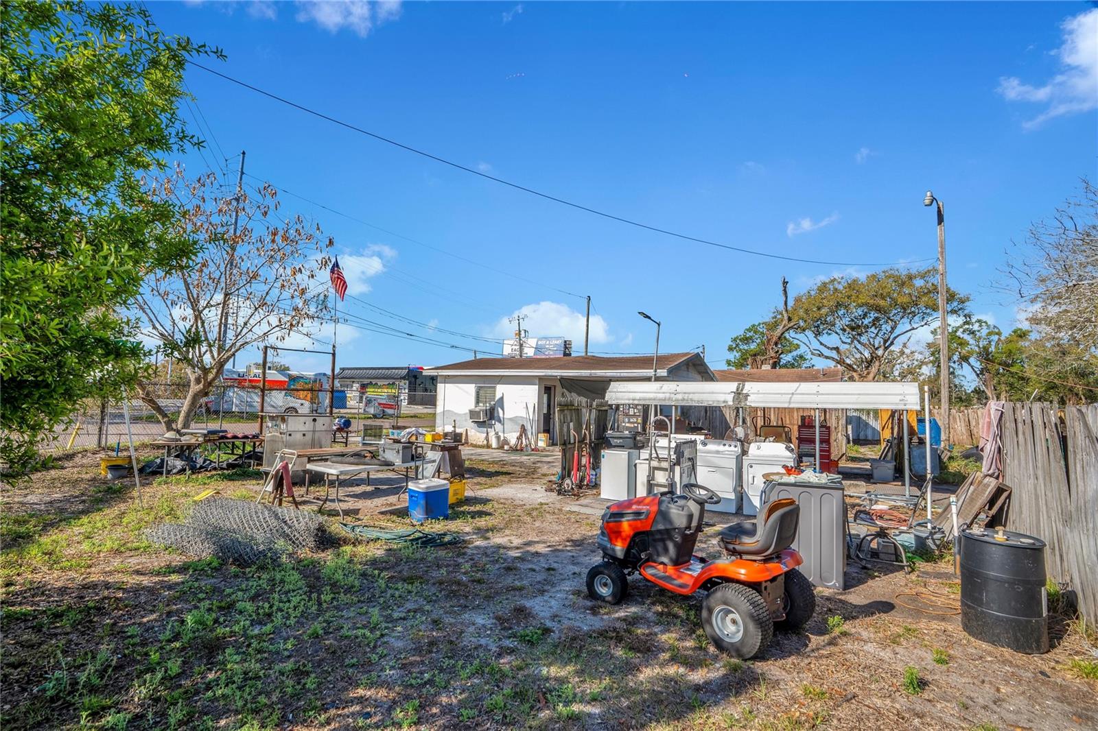 COUNTRY CLUB ESTATES RESUB PT - Residential