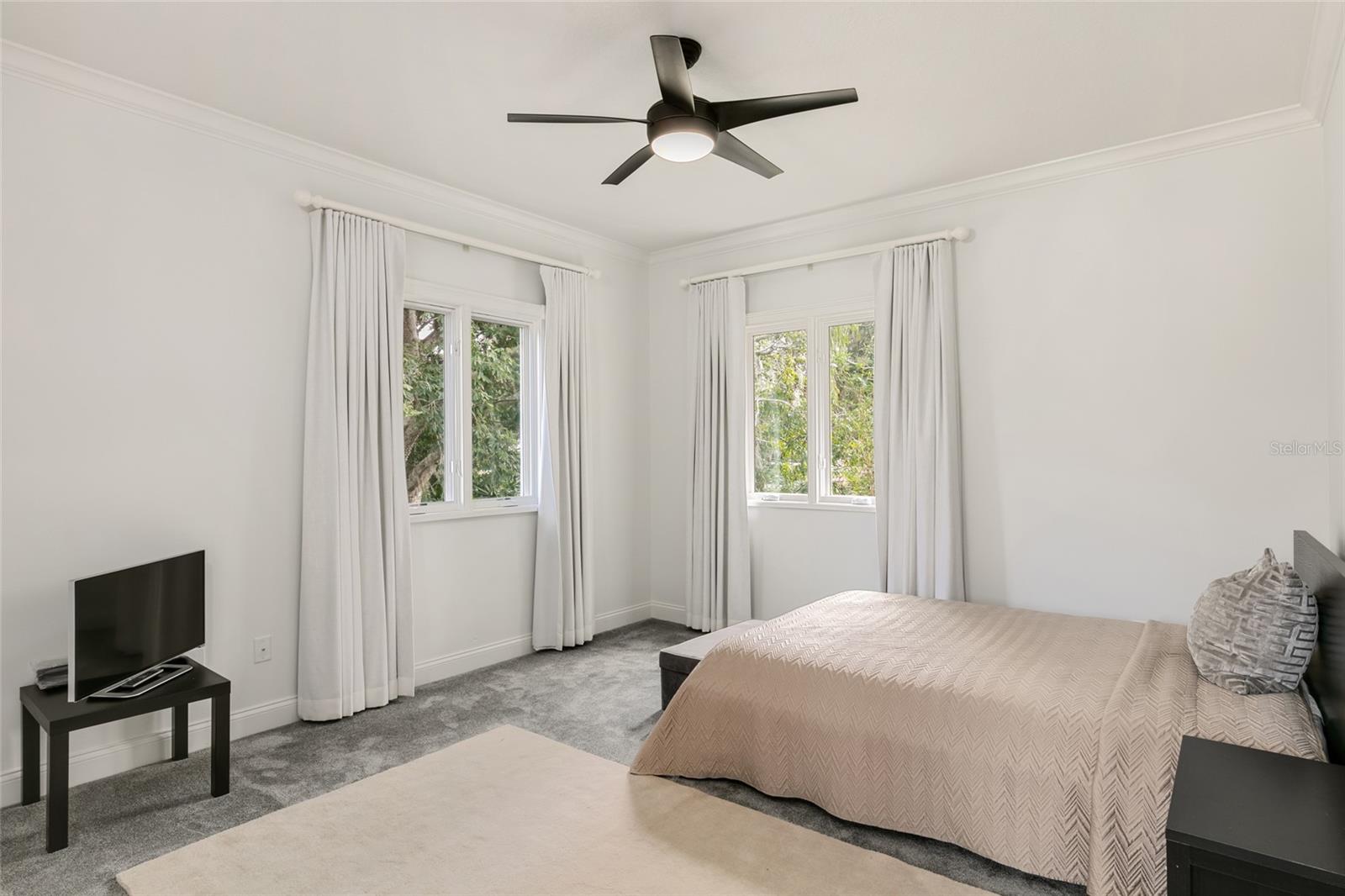 CHAINE DU LAC - Residential